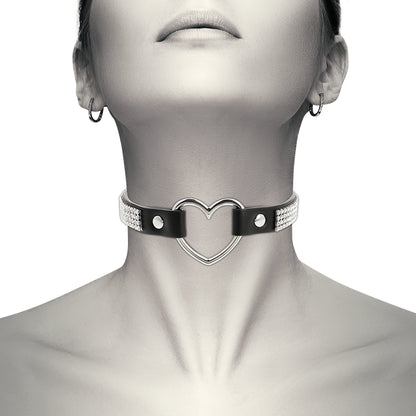 COQUETTE CHIC DESIRE VEGAN LEATHER CHOKER WITH HEART