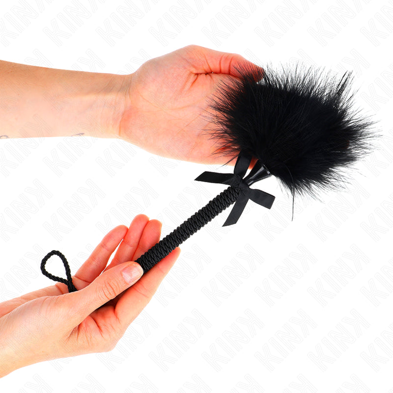 KINK NYLON ROPE WAND WITH TICKLE FEATHERS AND BLACK BOW 25 CM